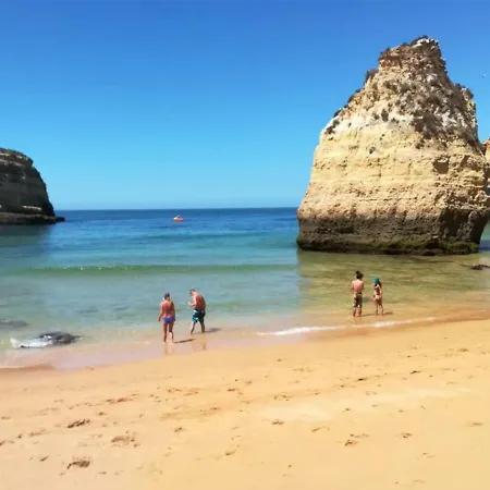 Urban Beach - Vila Matilde 펜션